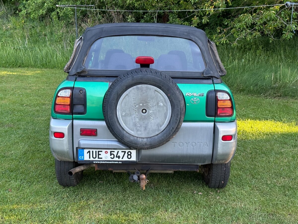 Toyota RAV 4 - 7