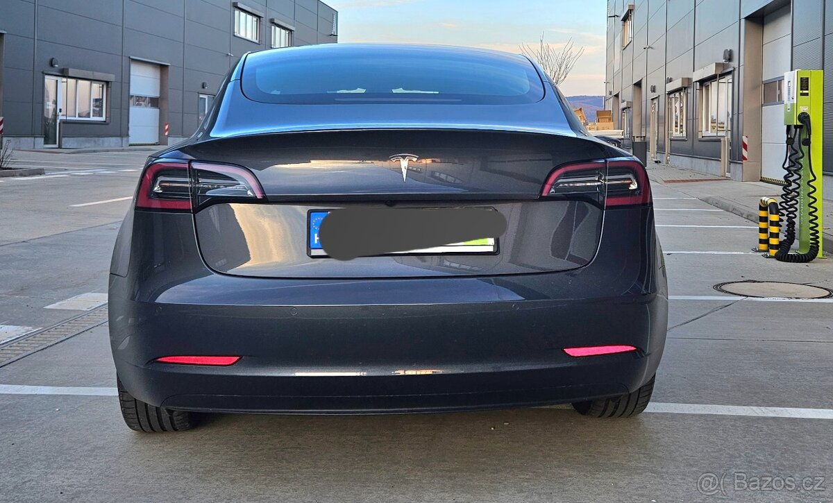 Tesla model 3 SR plus refresh - 7