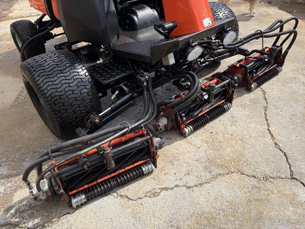 Jacobsen LF570 - 7