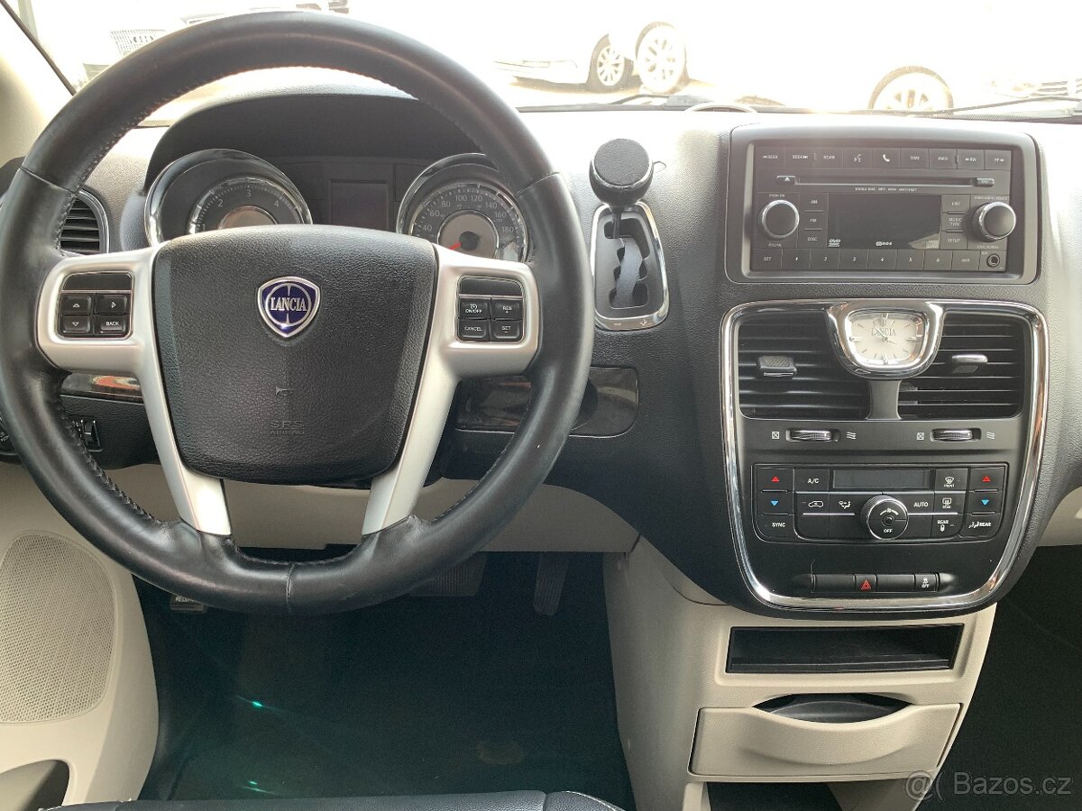 Lancia Voyager 2.8 CRD AUTOMAT 7 MÍST KŮŽE - 7