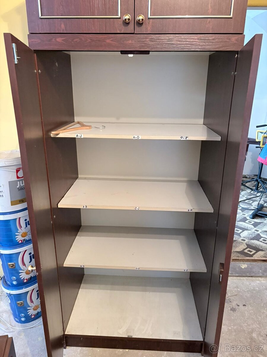 3x velká a 1 malá skříňka - 7