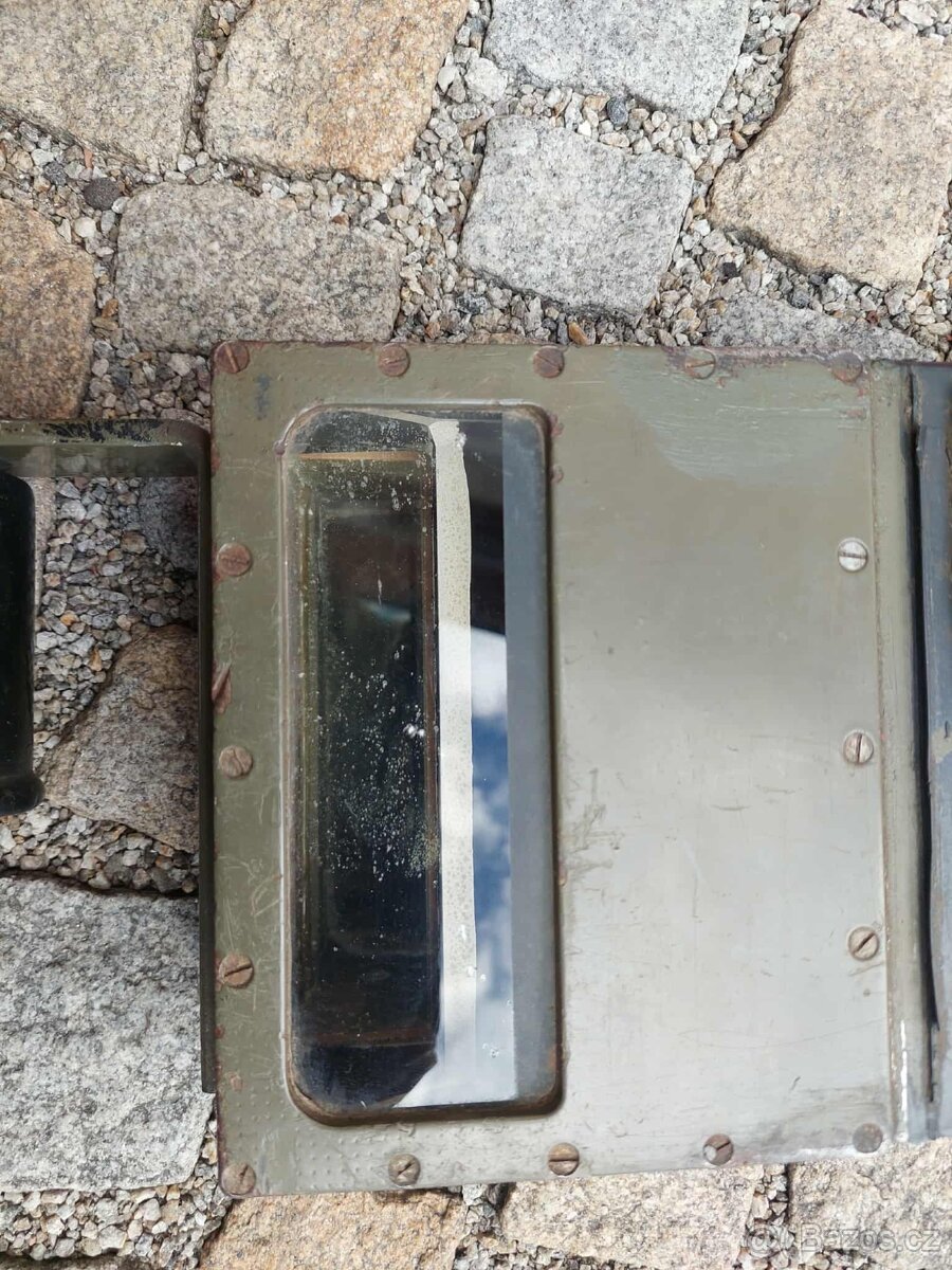 Starý periskop k tanku - 7