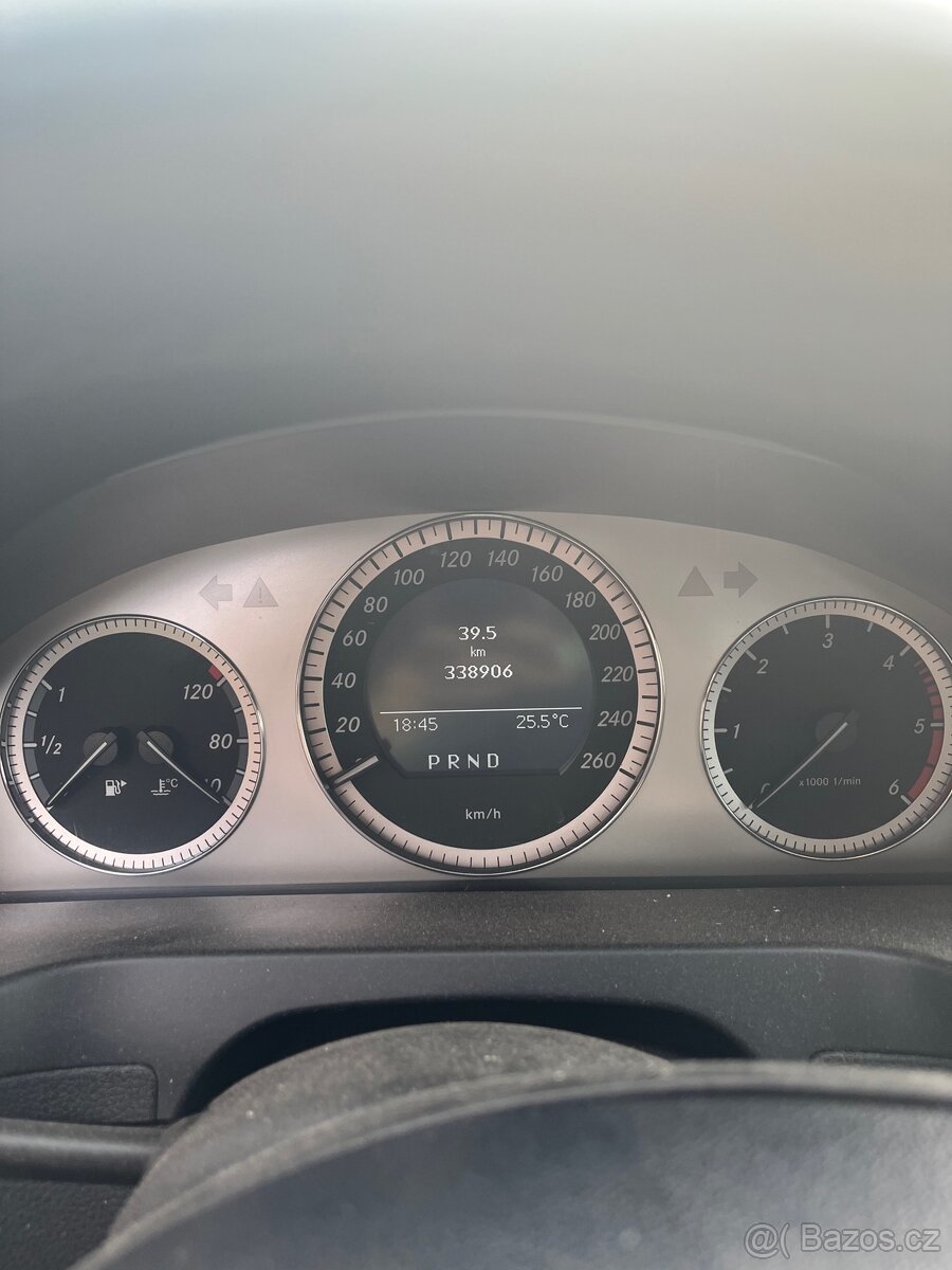 Mercedes w204 c200 cdi - 7