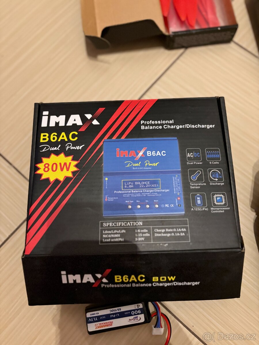 FPV dron + FPV bryle + baterie + nahradní díly - 7