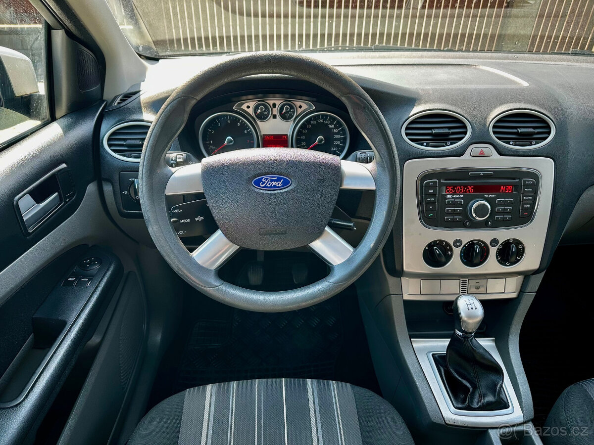 Ford Focus FACELIFT 1.6 16v - 7