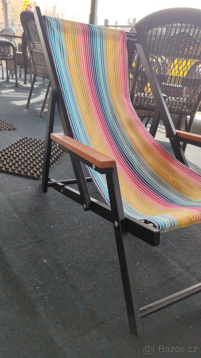 Polohovatelné lehátko - 7