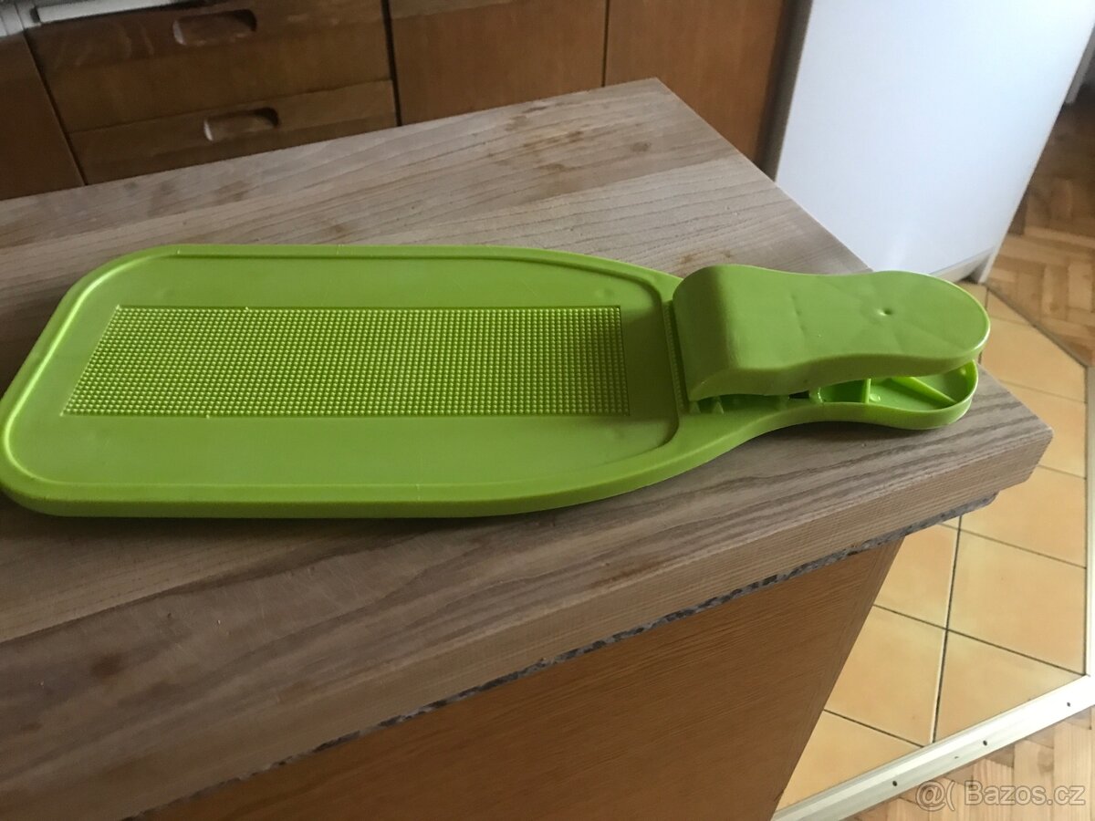 Termosk,hrnky,dzban,hlin. nádob,prk. na ryby, mosaz.květináč - 7