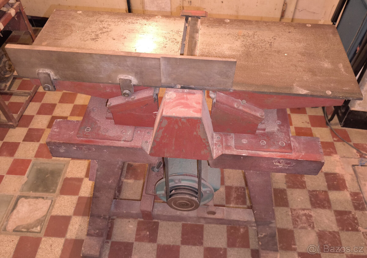 Srovnávací frézka - 7