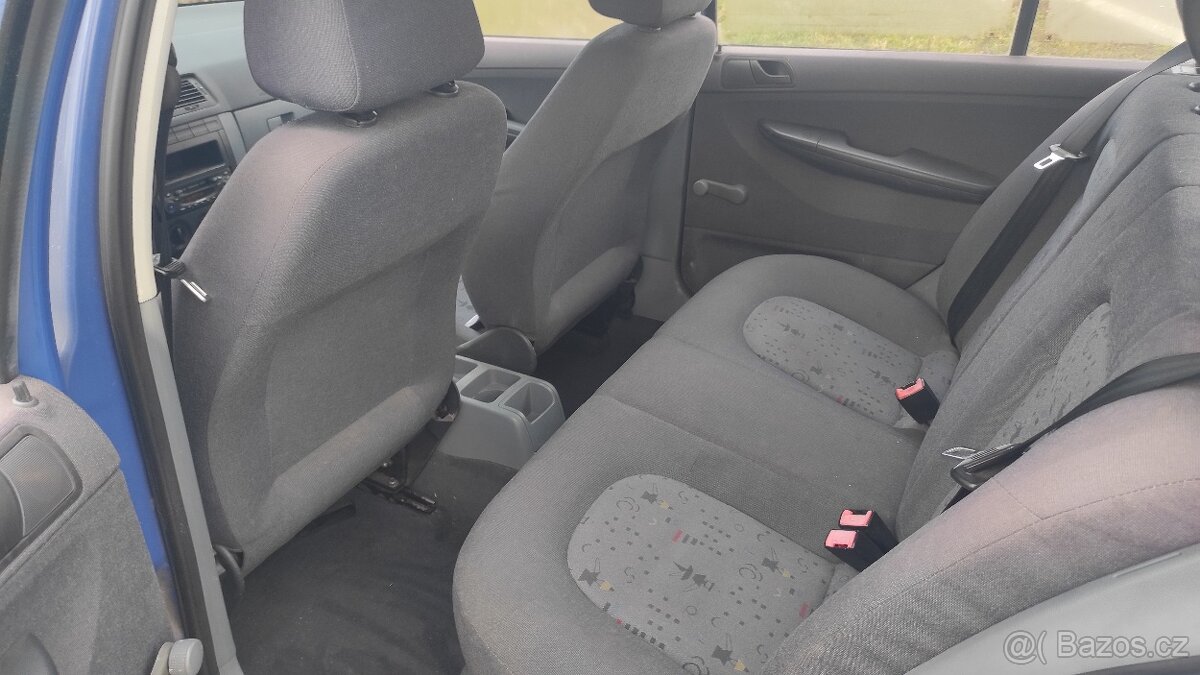 Škoda Fabia 1,4 MPi - 7