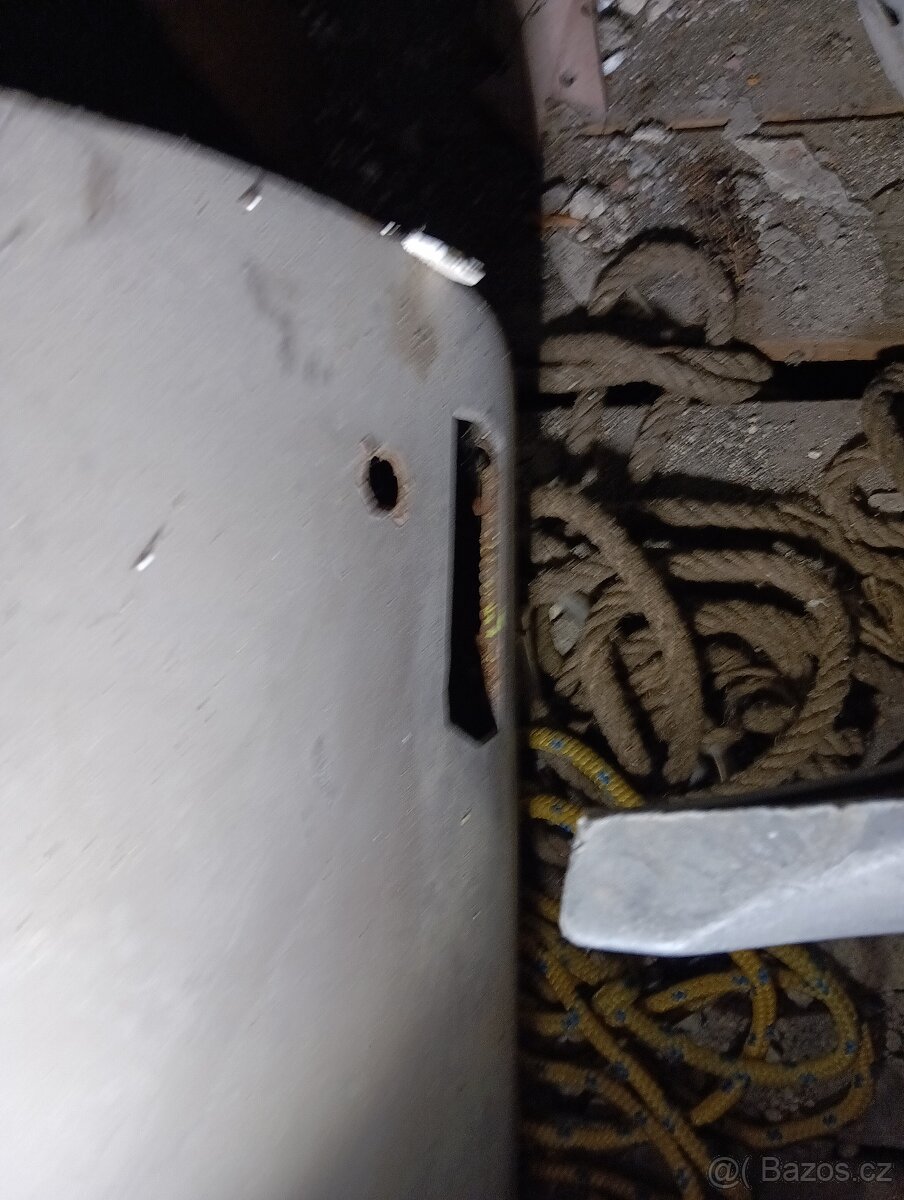 Karosářské díly škoda 110 r , 100 - 7