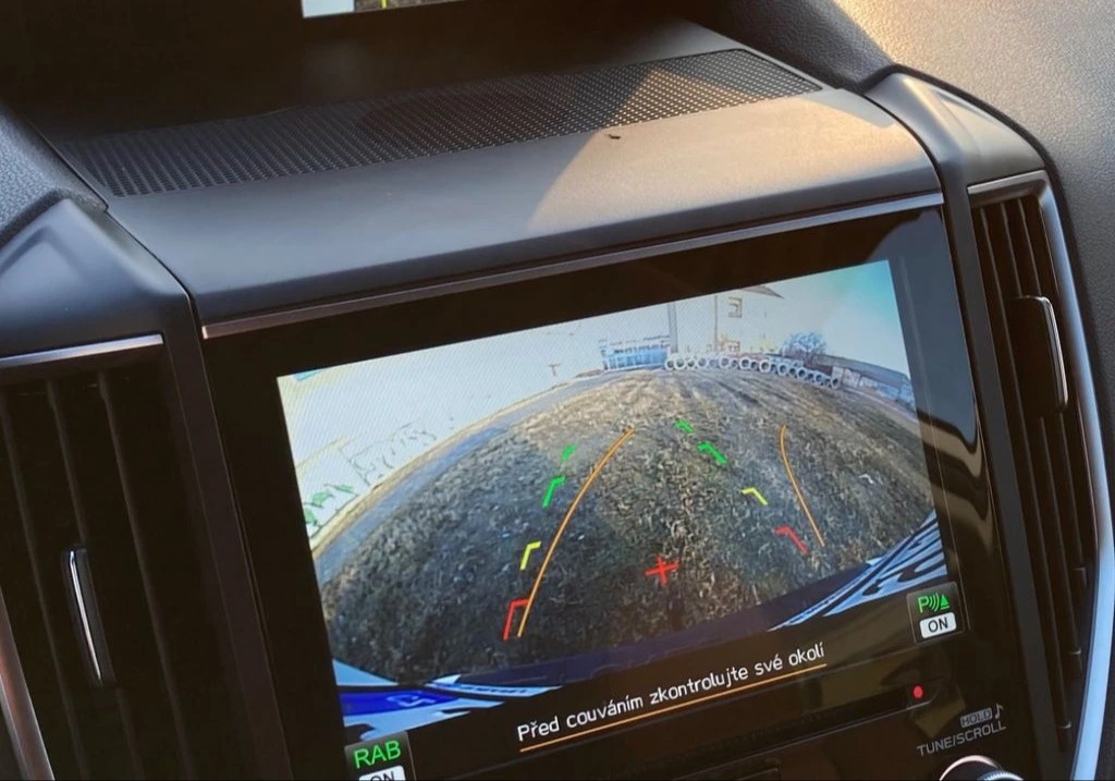 Subaru Forester, 2.0 e-Boxer Executive možnost odpočtu DPH - 7