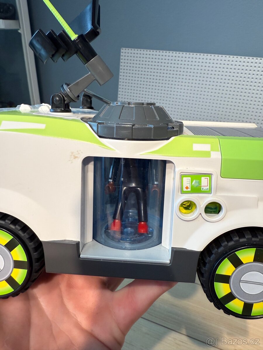 Playmobil set 6692 & 70108 - 7