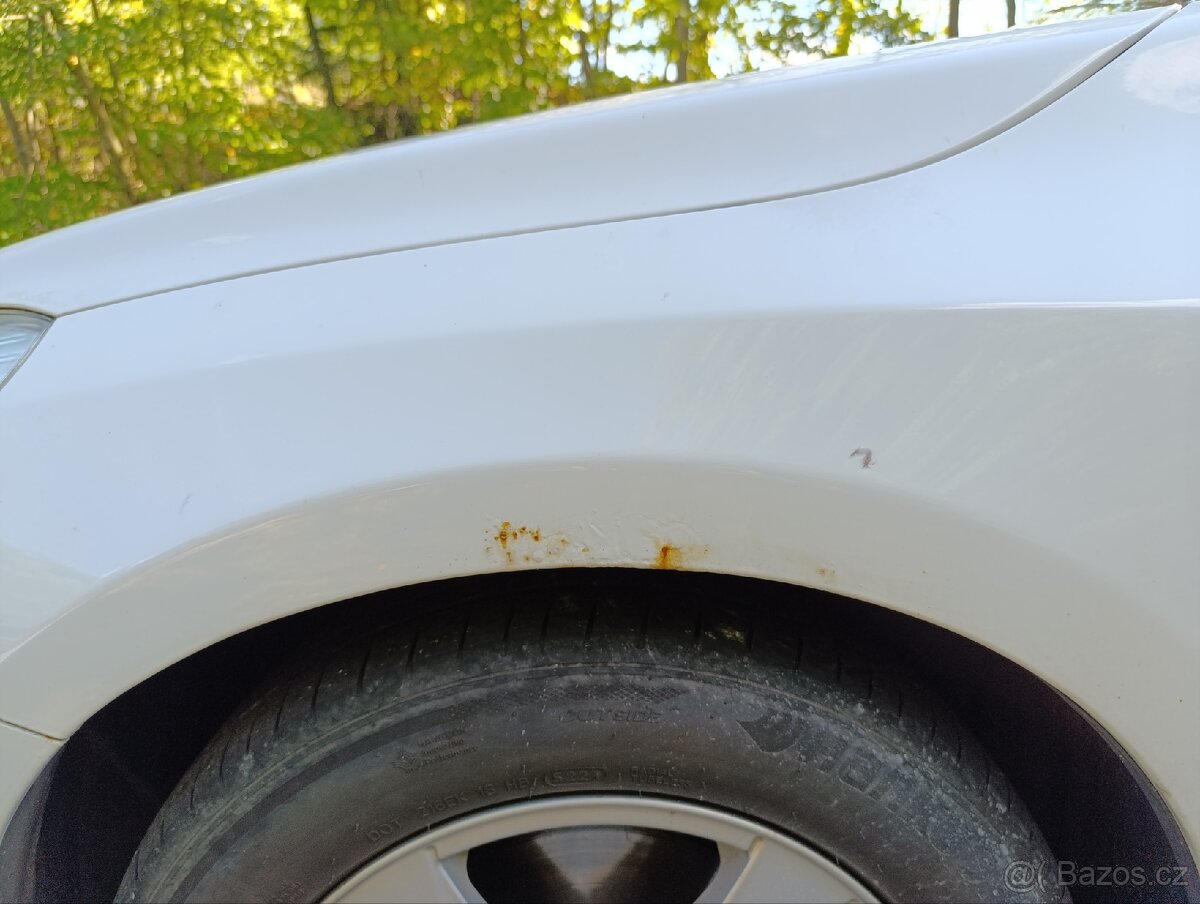 Volvo V60 R-Design, automat, pětiválec 2.0 D 120kw - 7