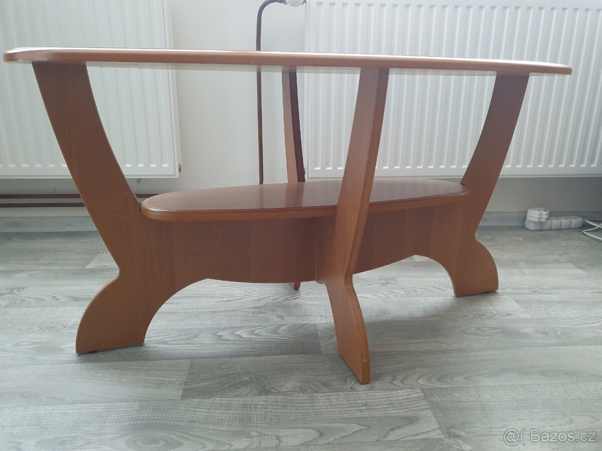 Konferenční stolek - 7