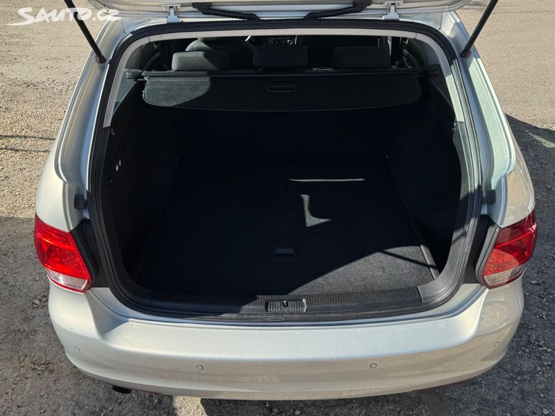 Volkswagen Golf, 1.2,AUTOMAT,SERVIS.KN,PANORAMA - 7