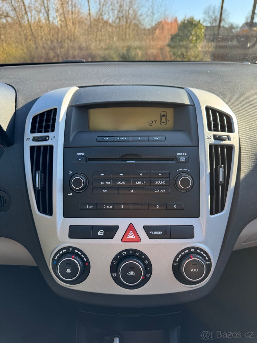 Kia Ceed SW 1.4 CVVT - 7