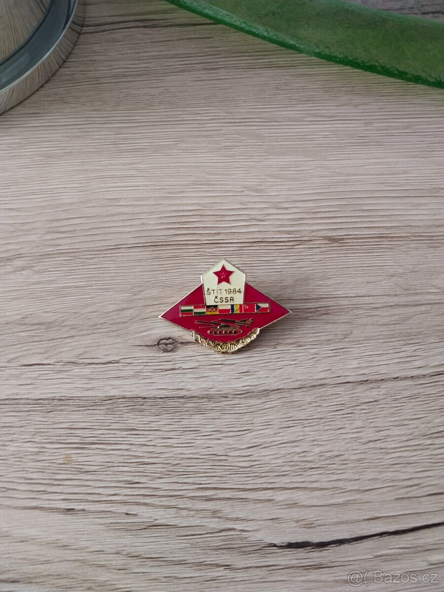 VOJENSKÉ ODZNAKY - 7