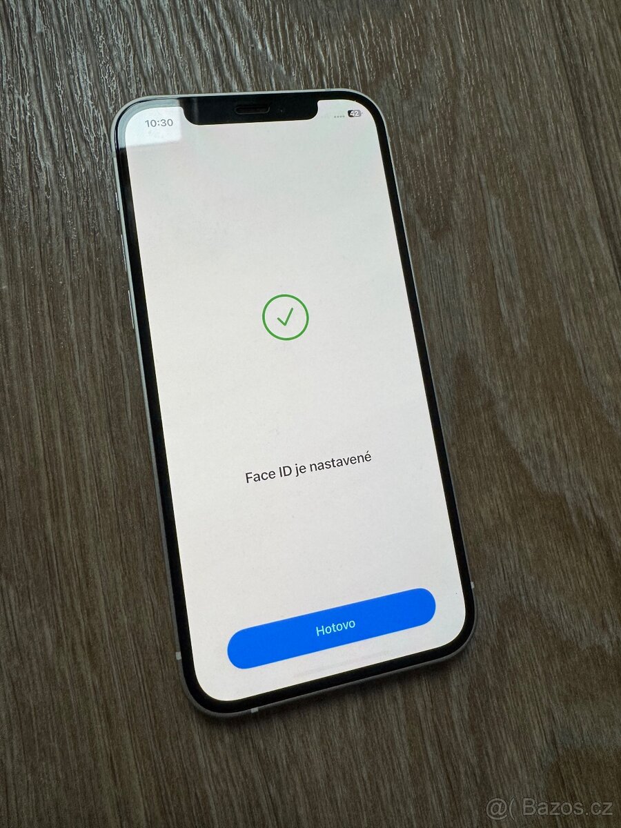 Apple iPhone 12 64GB Bílý - 7