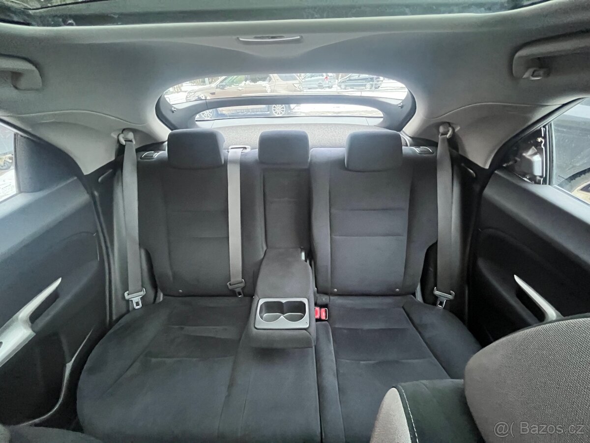 Honda Civic 1.8 i-VTEC (2006) – Nová STK do 2028 - 7