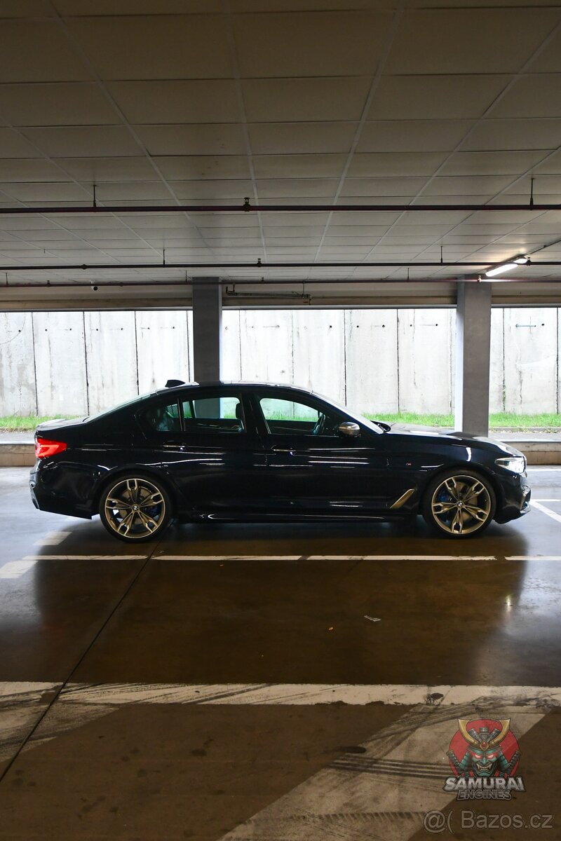 BMW M550i xDrive - 7