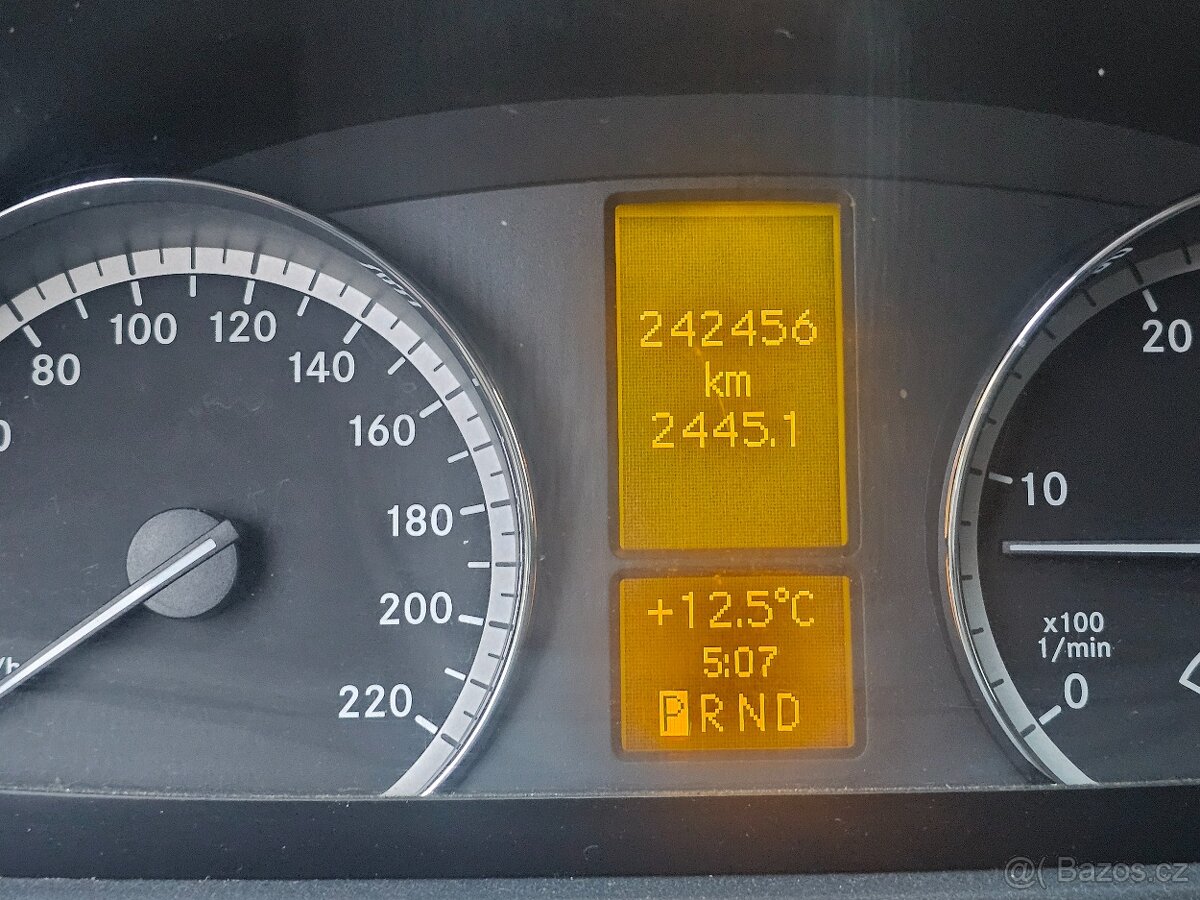 Mercedes Viano CDI 3.0 koupeno v ČR, nebourané garance km - 7
