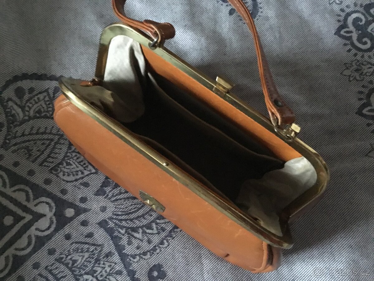 kozena kabelka 1969, spolecenska, 4 druhy - 7