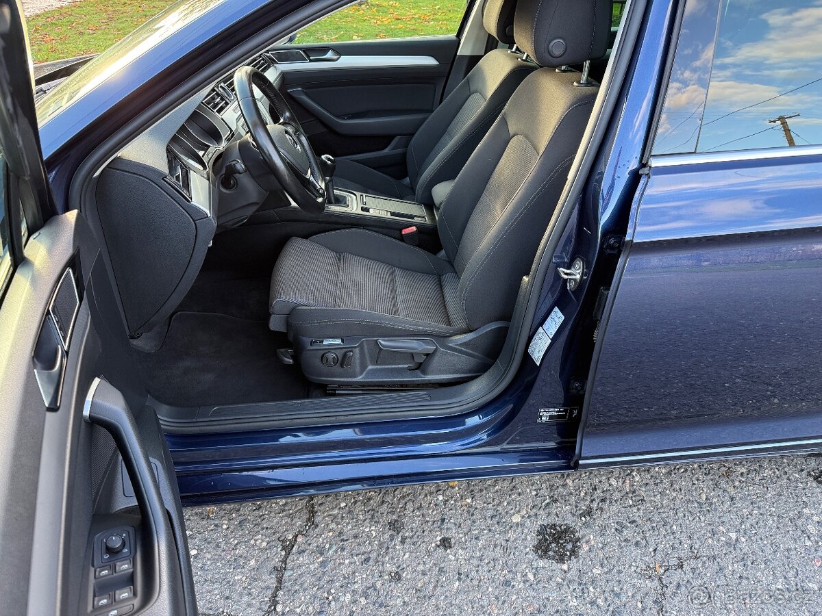 Passat b8 variant 1.4 tsi 110 kw top stav - 7