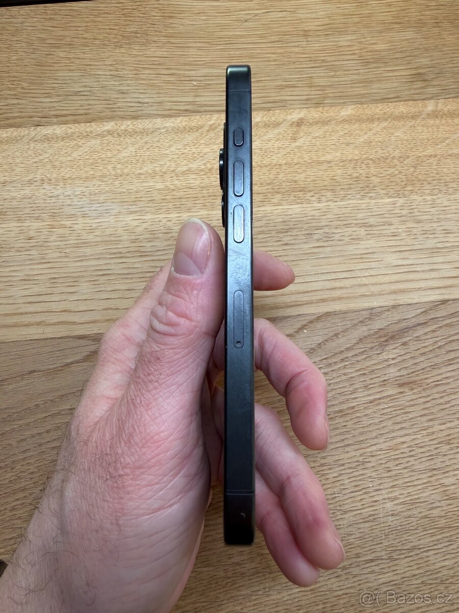 Iphone 15 pro 1 TB - 7