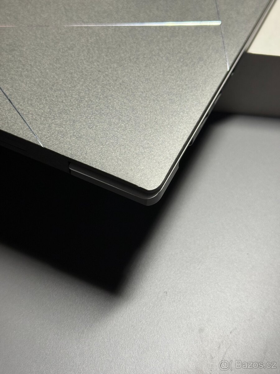 ASUS Zenbook S16 - AMD Ryzen AI 9 HX 370, RAM 32GB - 7