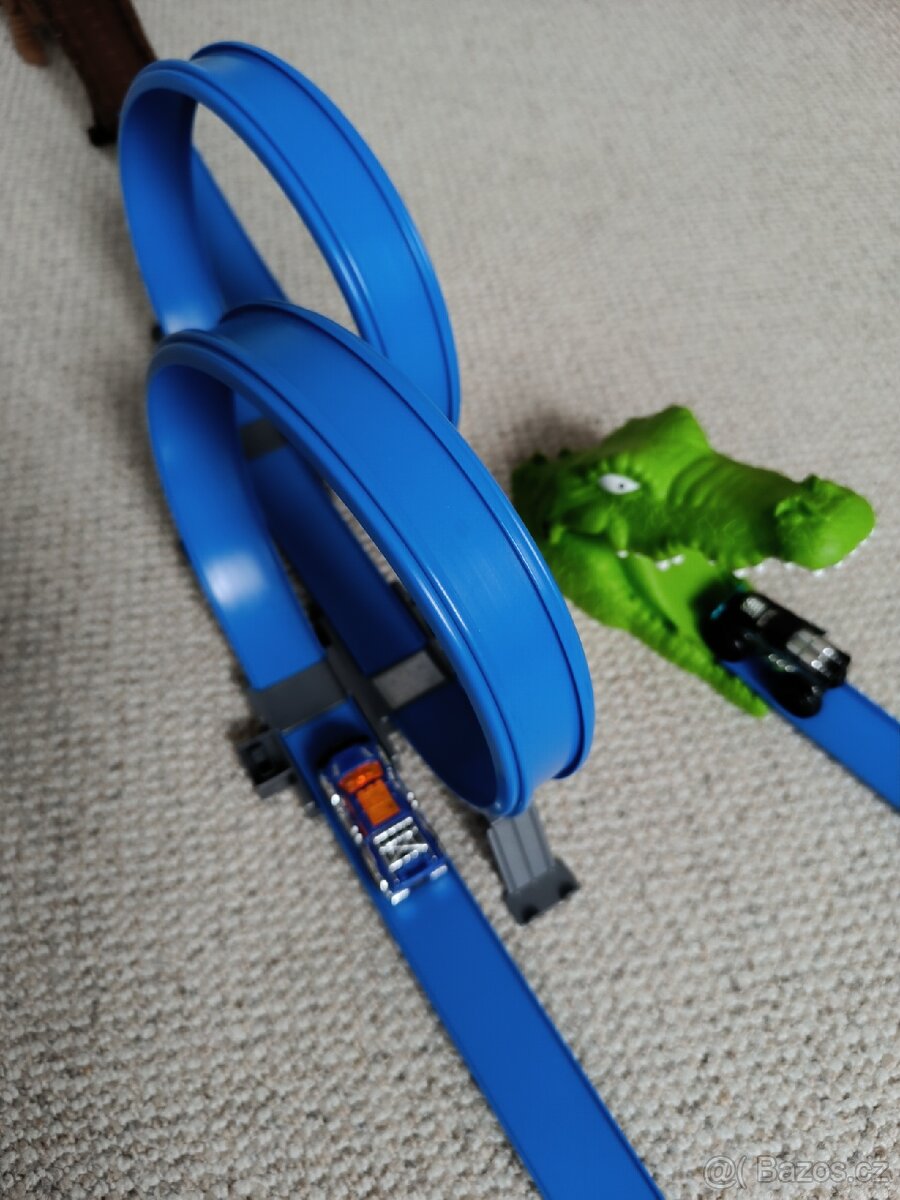 Zuru Metal Machines dráhy - 7