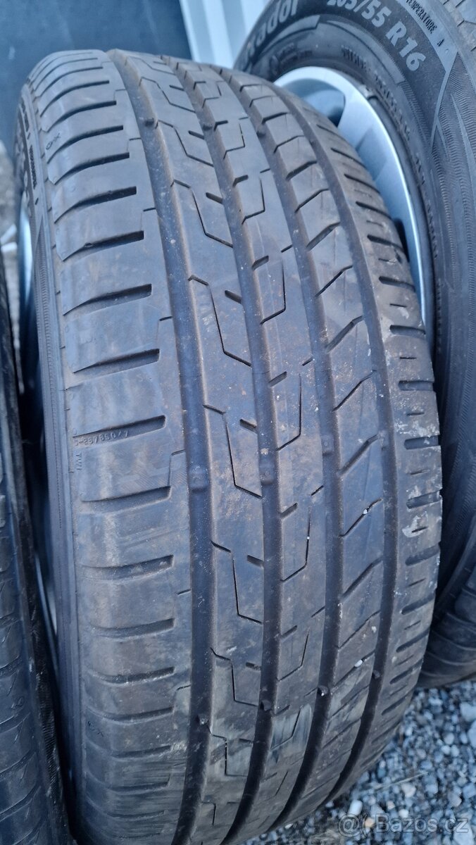 Zánovní sada pneu 205/55/R16 - 7