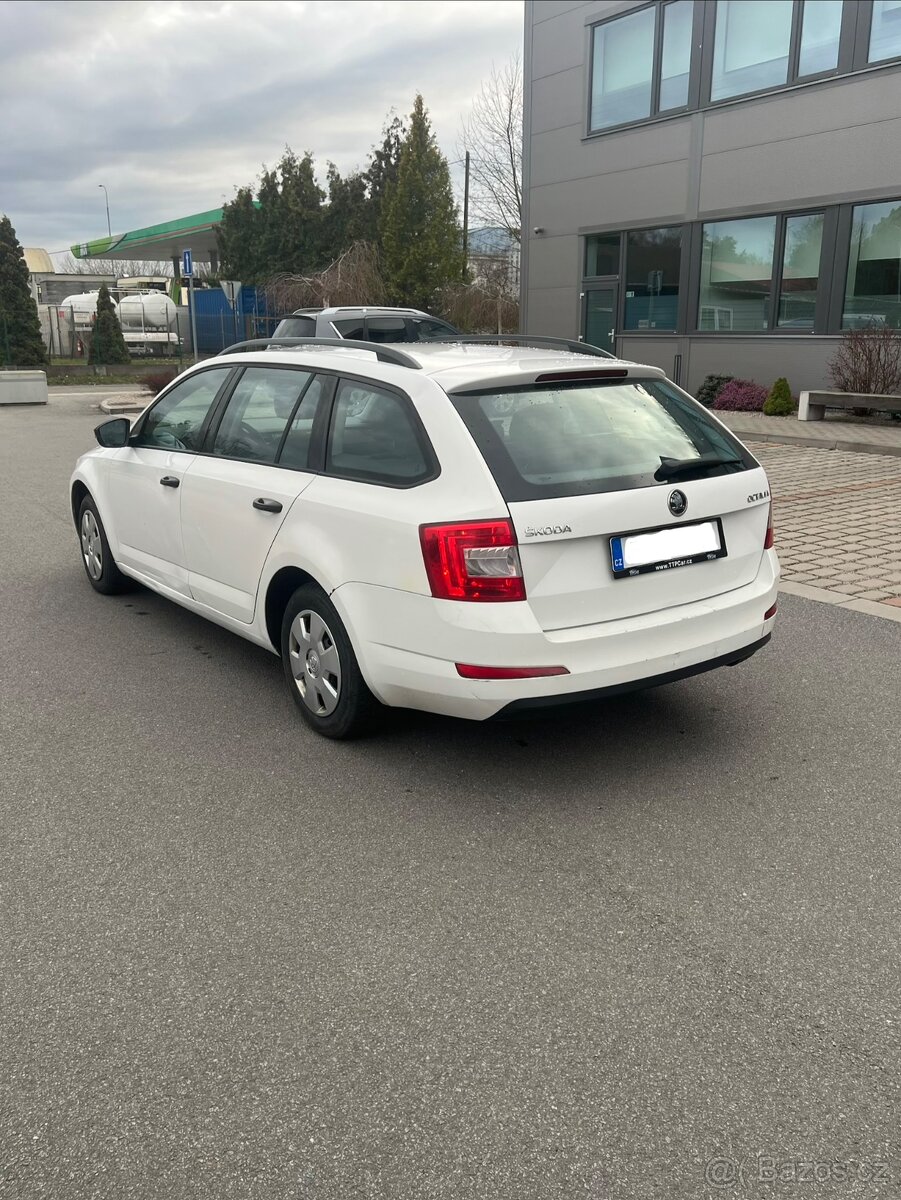 Škoda Octavia 3 1.6 TDI - 7