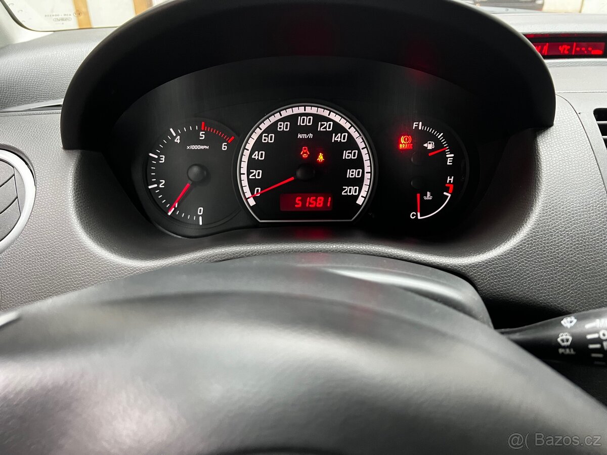 Suzuki Swift - 7