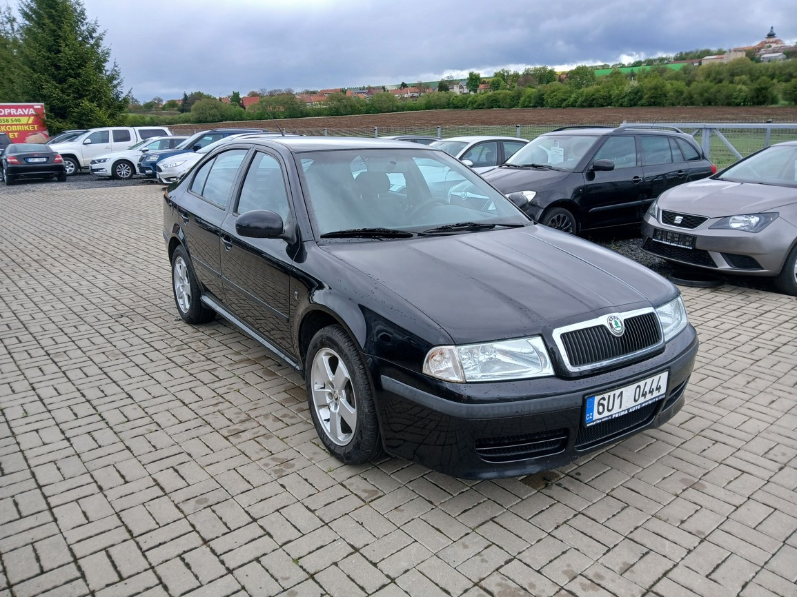 Škoda Octavia Tour 1,6 LPG 1.majitel Nová TK - 7