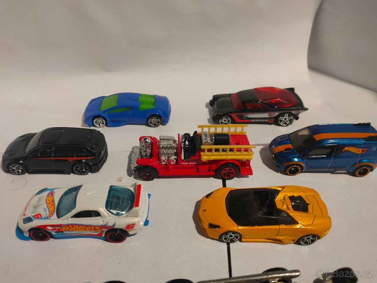 Autíčka,15 angličáků, kov, Hot wheels, Mattel, pěkné - 7