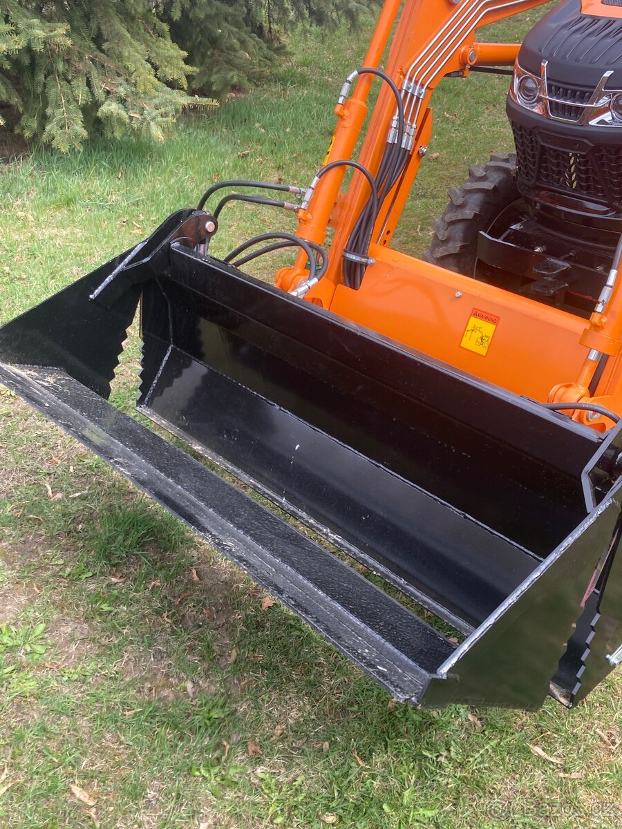 Traktor TIGER 504 bez kabiny včetně předního nakladače - 7