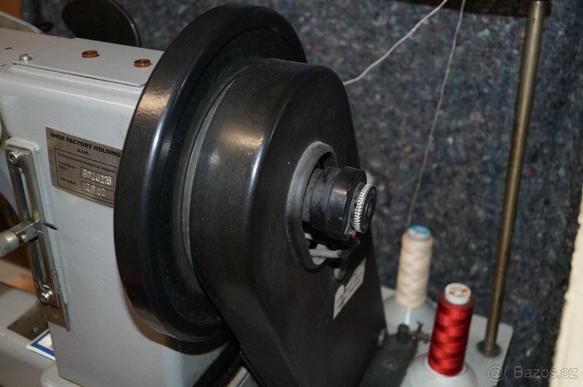 Profesionální šící stroj Adler 205 MO - 7