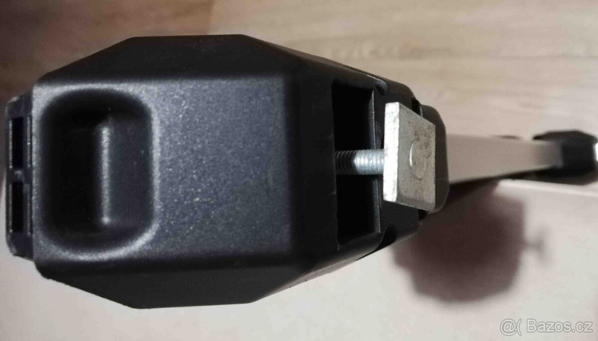 Střešní nosiče lyží HAKR - 7