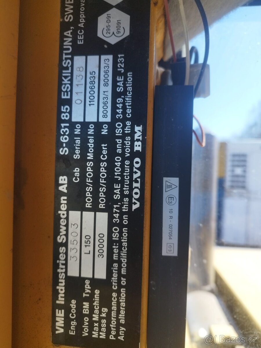 Nakladač VOLVO BM L150 - 7