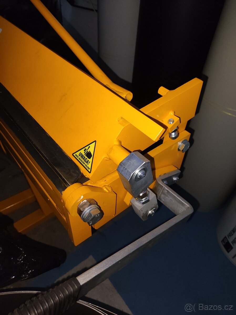 Ohýbačka plechů - 7