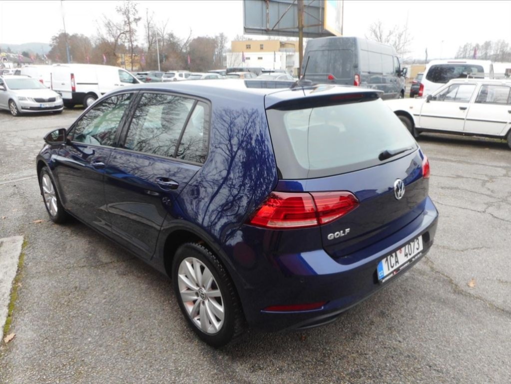 Volkswagen Golf,1,6 TDi - 7