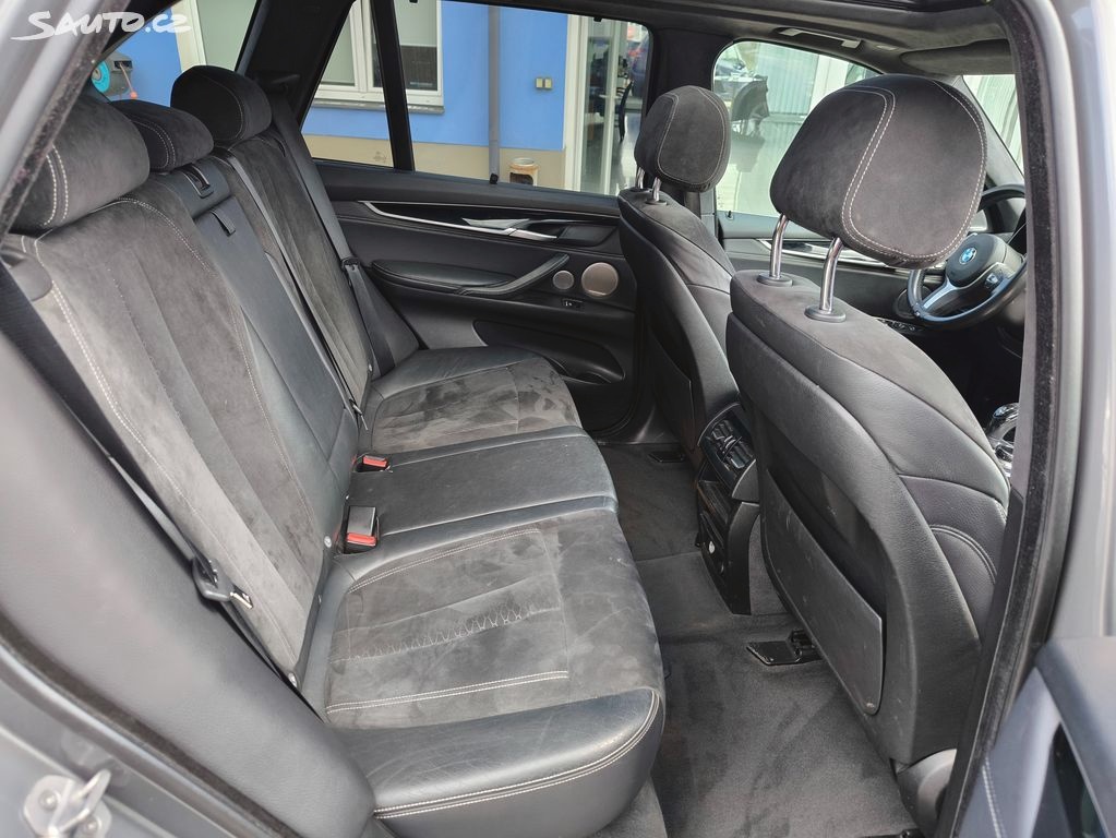 BMW X5, xDrive 30d M Paket - 7