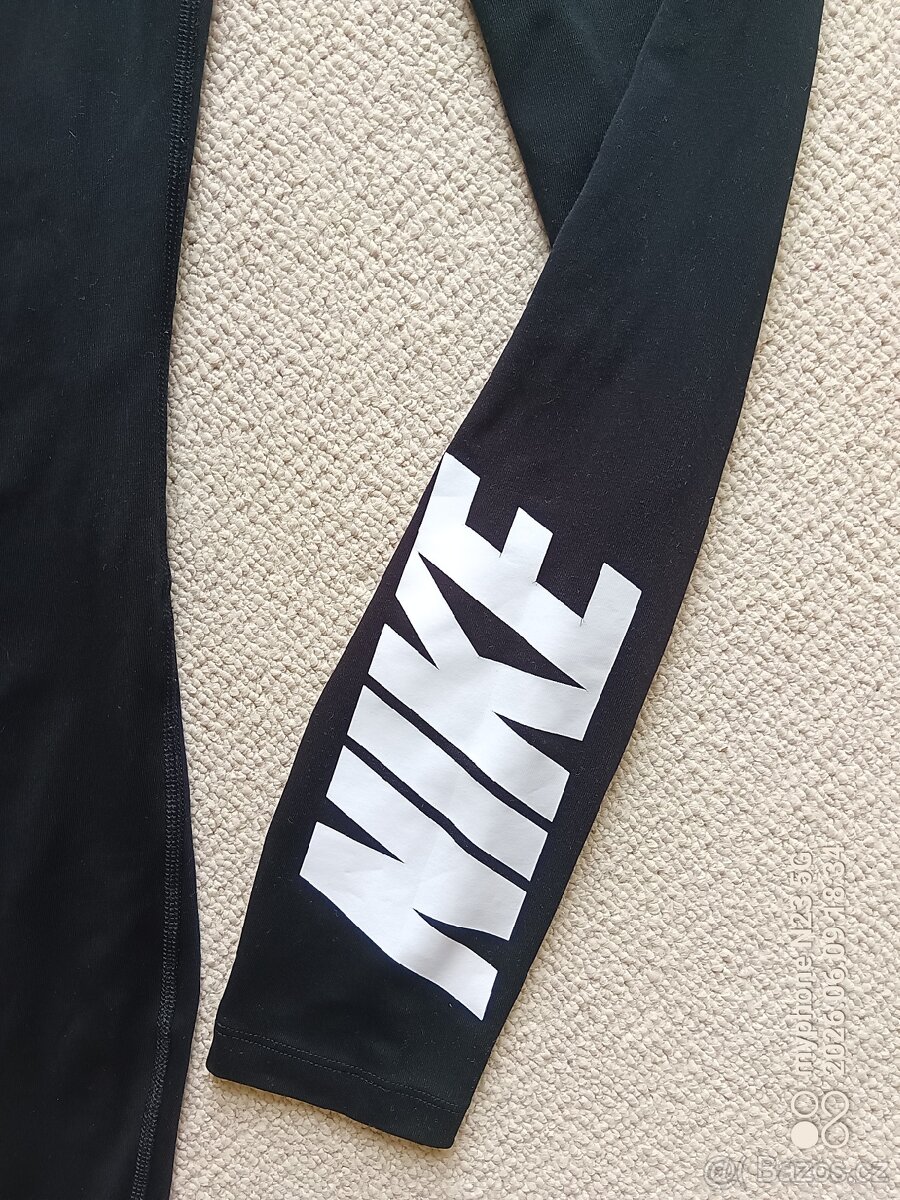 Legíny zn."NIKE" vel."M" - 7