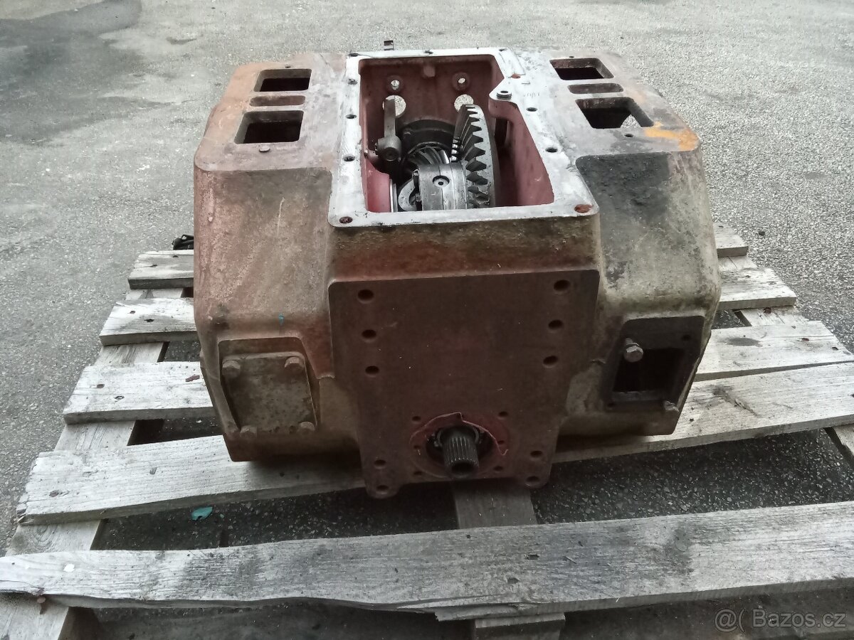 Díly na Zetor - 7