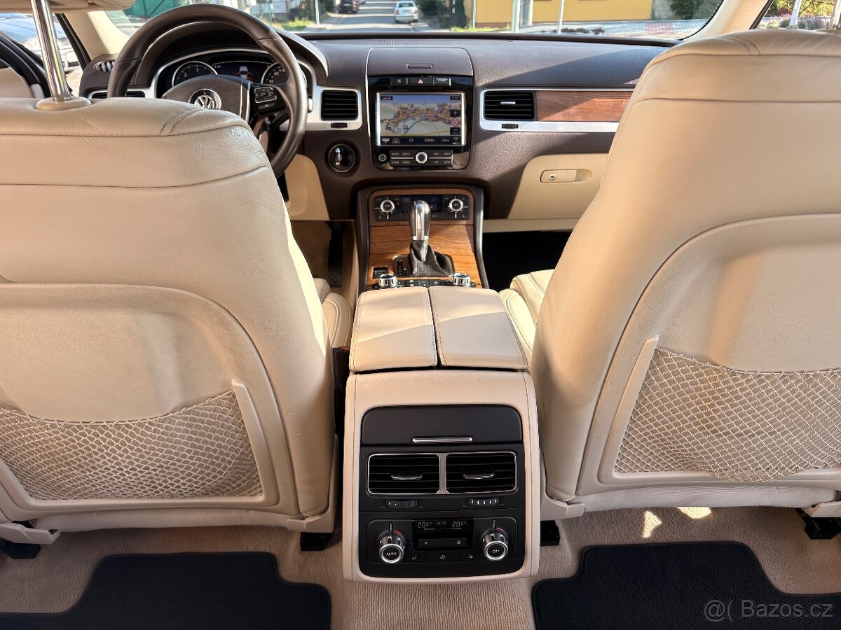 Touareg 3.0 TDi R-line Terrain-Tech - 7
