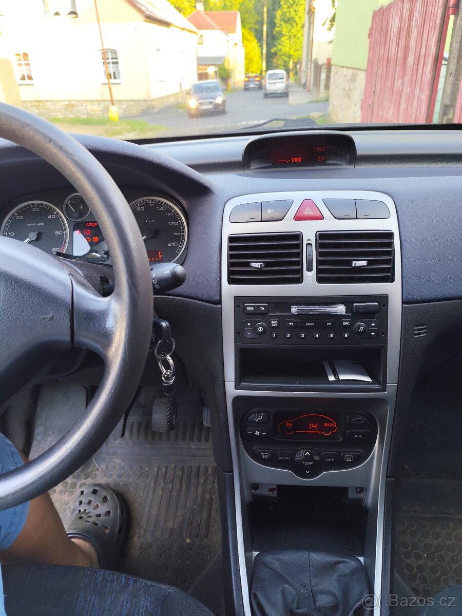 Peugeot 307 SW - 7