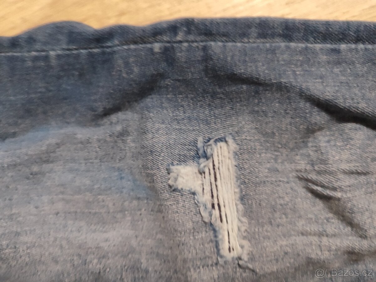 Prodám moc krásné laclové kraťase DENIM vel. 140 - 7