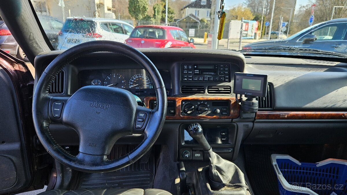 Jeep Grand Cherokee 2,5 TD - 7