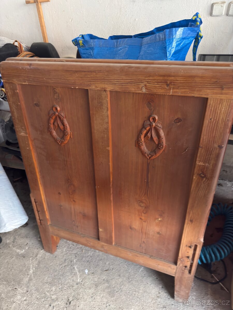 Staré skříně - 7