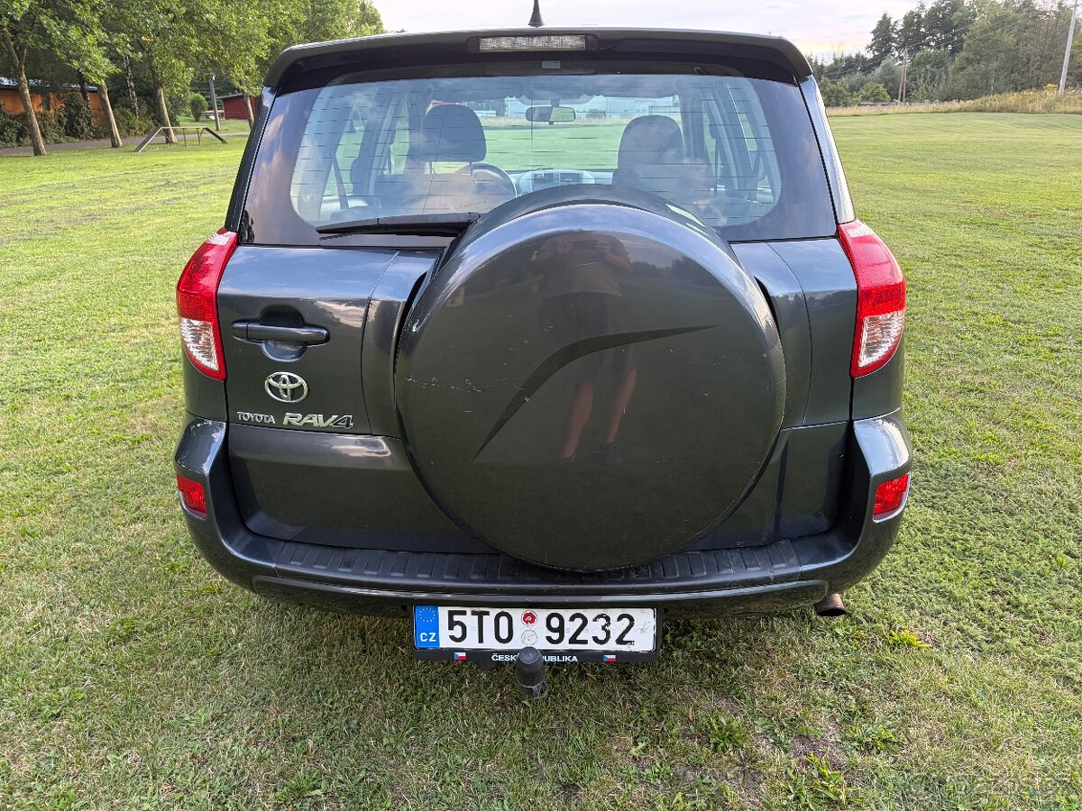 Toyota RAV4, 2.2 D4D, 100 kw, 4x4, 2007 - 7